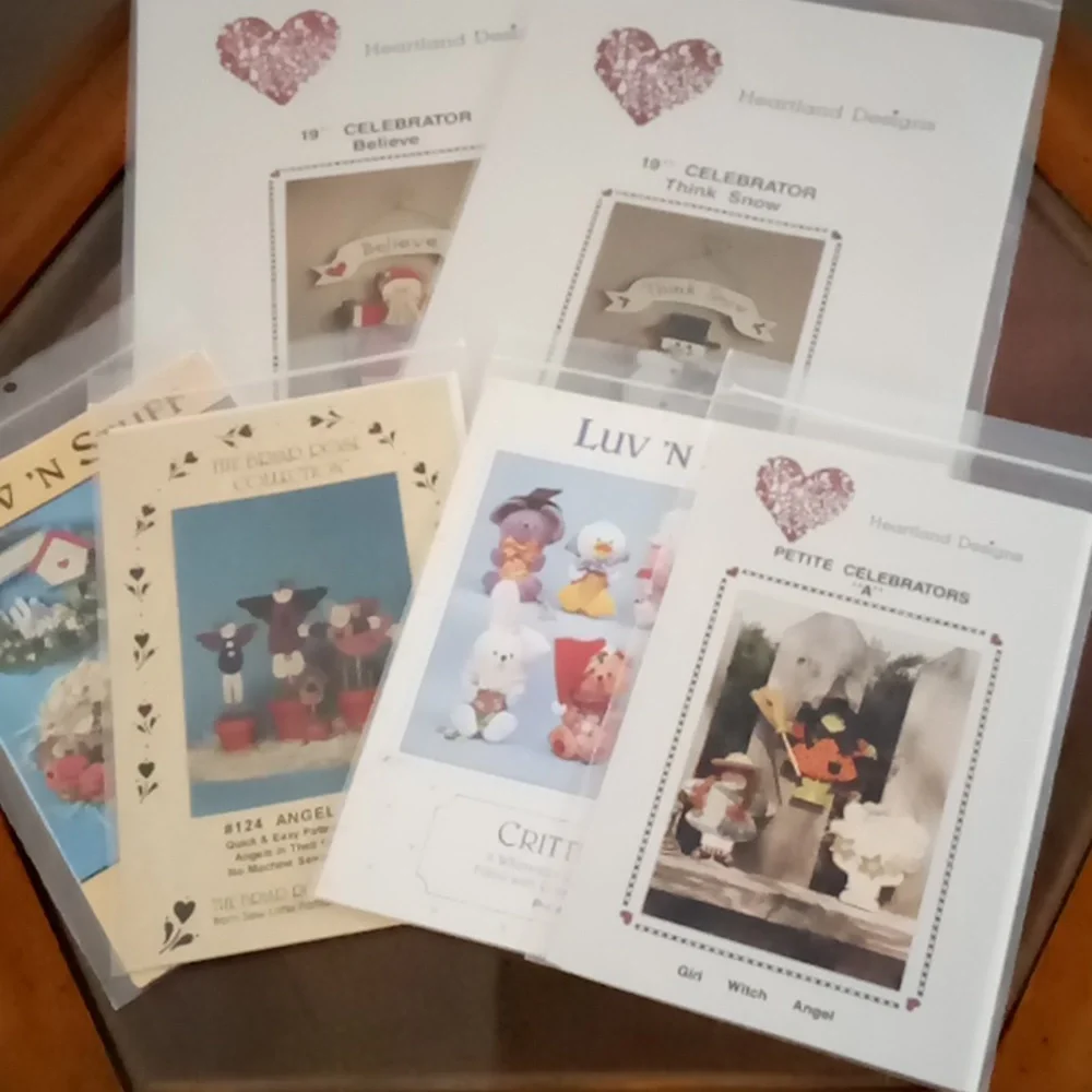 NWOT Craft Pattern Collection - Picture 3 of 6